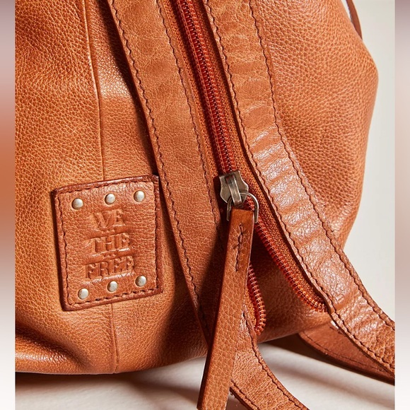 Free people we the free soho convertible sling bag in brown, brand new not used - Picture 3 of 12